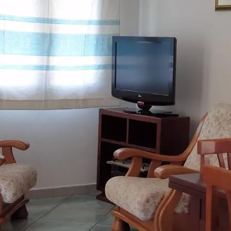 Cantina Marongiu Pensión 3*