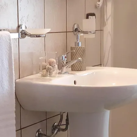 Cantina Marongiu Konukevi 3*